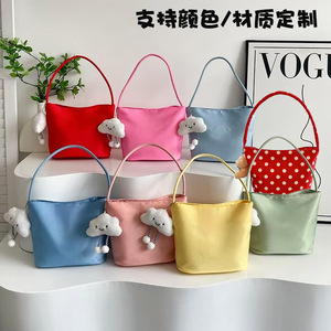 Sac à main portable en cuir PU tendance pour femme, capacité 1L – Cadeau de mariage pour la mariée, cadeau d'anniversaire pour employés de bureau, sac cadeau pour activités de team building - Product Image 5