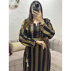 Caftán Largo de Crepé Premium con Cinturón, Patrón Geométrico, Transpirable, Ligero, Elegante y Modesto, Vestido Maxi para Uso Casual, Nocturno o Formal - Product Image 4