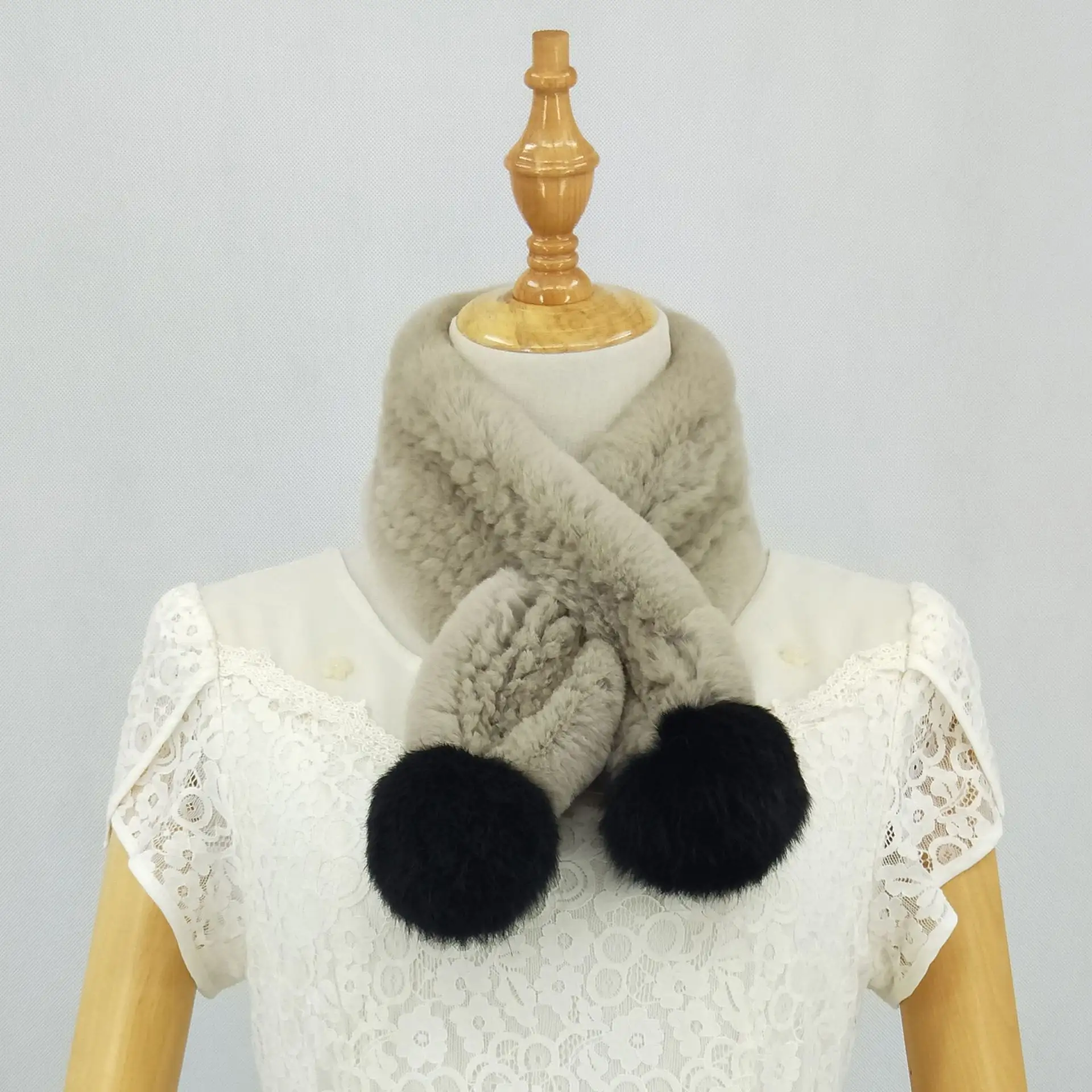 Sciarpa per bambini in pelliccia di coniglio Rex lavorata a maglia solida per ragazzi e ragazze di moda invernale con palla pelosa