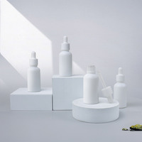 Flacon compte-gouttes en verre blanc givré de luxe 30ml 50ml 100ml pour emballage de soin de la peau de sérum d'huile essentielle quantité minimale de commande 100 pièces