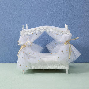 DIY de madera Mini hogar dormitorio sueño estrella Luna malla princesa cama elegante casa de muñecas accesorios para muñecas juguetes hechos a mano - Product Image 6