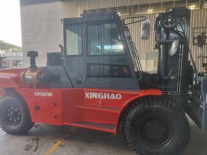 Carretilla elevadora de 18 <span class=keywords><strong>20</strong></span> toneladas para camión elevador de contenedores vacíos para muelle de puerto, carretilla elevadora de servicio pesado diésel con posicionador de horquilla de CA de cabina completa - Product Image 4