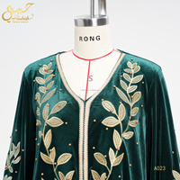 Robes caftan de luxe à col en V Dubai Ethnique Vintage Broderie Jalabiya Abaya Dubai Ramadan Caftan Robes de soirée longues avec ceinture