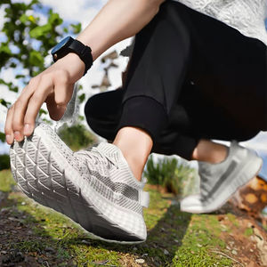 รองเท้าดีไซน์ใหม่ Yz 350 สไตล์เรโทร แบรนด์แท้ โลโก้สะท้อนแสง รุ่น 350 V2025 ระบายอากาศได้ดี ตาข่าย น้ำหนักเบา แบบผูกเชือก กันลื่น สำหรับเล่นกีฬา - Product Image 3