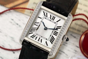 Reloj mecánico automático moderno y elegante, correa de cuero con estampado de cocodrilo negro, bisel con incrustaciones de diamantes - Product Image 1