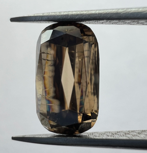 Diamant de laboratoire en forme de coussin, de qualité supérieure, couleur fantaisie, taillé avec précision, percé au laser, pour la création de bijoux classiques. - Product Image 4