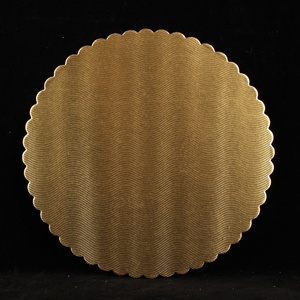 Base para Pastel Personalizada, Desechable, de 2mm de Grosor, con Borde Festoneado, Resistente al Agua, con Lámina UV, Cartón con Laminación Mate, en Forma de Cuadrados - Product Image 4