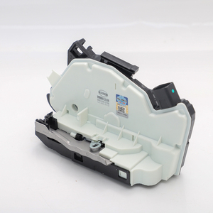 Actionneur de serrure de porte arrière droite 5N0839015 5N0839015B 5N0839015E pour VW Passat Tiguan CC Amarok Skoda Superb - Product Image 2