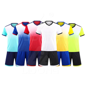 <span class=keywords><strong>Maglie</strong></span> da <span class=keywords><strong>Calcio</strong></span> Estive Personalizzate all'Ingrosso, Set Uniforme da <span class=keywords><strong>Calcio</strong></span> Maschile Traspirante, <span class=keywords><strong>Kit</strong></span> Squadra OEM, Produttore e Fornitore - Product Image 2