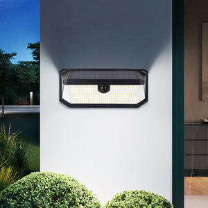Lámpara de Jardín Exterior LED Moderna de Alta Calidad, Iluminación Automática en Tres Lados, Sensor de Movimiento, Material de PC Solar, Lámparas de Pared - Product Image 3