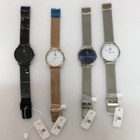 Montre à logo personnalisé en acier inoxydable avec marque de distributeur Montre personnalisée 50 pièces