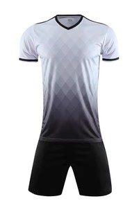 Maillot de football d'équipe imprimé de haute qualité, respirant, à séchage rapide, écologique, à manches courtes, personnalisé pour l'été - Product Image 2