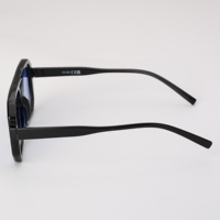 OEM SP9945 Nouveauté Lunettes de soleil pour homme, monture carrée pleine en PC, verres AC, protection UV400 à 100%, couleur au choix, CE