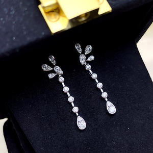 Boucles d'oreilles en or blanc avec diamants taille poire, couleur D naturelle, certifiées GIA, bijoux de luxe pour mariage, pour femme - Product Image 4