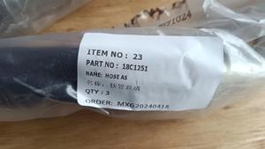 สายยาง Liugong 18C1251 HOSE AS ที่ใช้ร่วมกันได้สำหรับรถขุดตักล้อยาง อะไหล่เครื่องจักรก่อสร้างจากโรงงานโดยตรง - Product Image 4