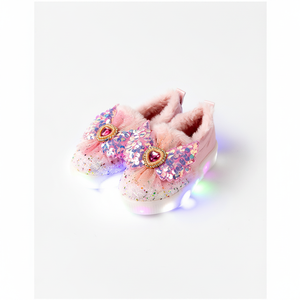 OZKIZ Zapatos Cómodos Coreanos con Diseño de Corazón Brillante para Niñas de 2 a 7 Años, Botas de Nieve de Invierno, Venta al por Mayor de Moda Infantil - Product Image 2