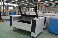 Draagbare 100W-500W CO2 lasergraveer- en snijmachine voor hout, acryl, textiel & stof met waterkoeling en hoge precisie