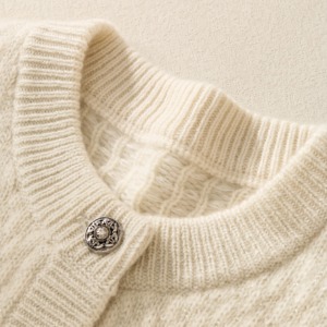 <span class=keywords><strong>Cardigan</strong></span> da <span class=keywords><strong>Donna</strong></span> Elegante in Cashmere di Lusso Lavorazione Jacquard, Nuova Moda, Girocollo, Tinta Unita Bianca - Product Image 5