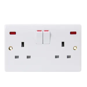 hot selling bakelite white color building light UK Type 13a double wall socket and switch