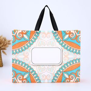 Bolsas de asas de PP no tejidas recicladas con estampado personalizado Patrón de dibujos animados laminados con mango largo para ir de compras - Product Image 3