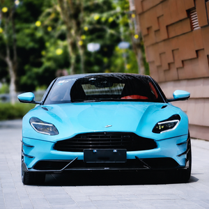 Kit carrosserie en fibre de carbone pré-imprégnée de style C pour <span class=keywords><strong>Aston</strong></span> <span class=keywords><strong>Martin</strong></span> DB11 <span class=keywords><strong>2017</strong></span>+ : Lame avant, jupes latérales, diffuseur arrière, spoiler - Product Image 3