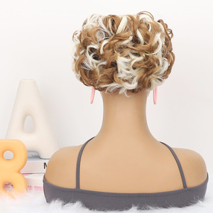 <span class=keywords><strong>Chignon</strong></span> bouclé synthétique désordonné avec cordon de serrage réglable noir naturel pour femmes - Product Image 2