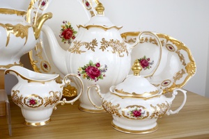 Juego de cena de estilo checo de oro levantado de <span class=keywords><strong>porcelana</strong></span> en relieve - Product Image 2