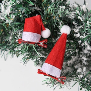 Mini-chapeaux <span class=keywords><strong>de</strong></span> Père Noël en plastique 3D mignons, pinces à cheveux, 2 styles, pinces crocodiles pour cadeaux <span class=keywords><strong>de</strong></span> fête pour enfants - Product Image 3