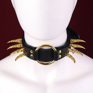 Collar BDSM de Cuero PU con Púas Metálicas y Anillo en O, Gargantilla Ajustable para Juegos de Bondage - Product Image 6