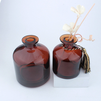 Bouteille en verre réutilisable pour huiles aromatiques, diffuseur de parfum rond avec bouchon en liège, ambre, 250 ml/500 ml