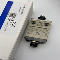 En stock Nouveau interrupteur de fin de course D4CC-4031 D4CC-4032 D4CC-4033 Fournisseur fiable Garantie d'un an