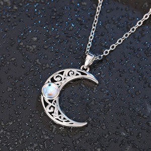 Collana con Ciondolo Sole e Luna per Coppie, Catena con Luna Crescente, Gioiello Regalo Romantico - Product Image 5