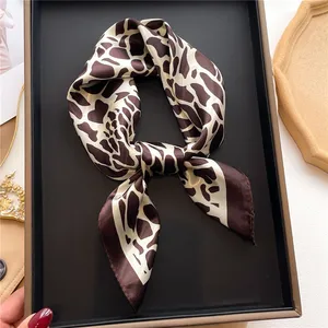 Holesale 60*60cm opeopard int RINT Quare atin ilk ilcarf uslim usijab Neckerchief Scarf or omen