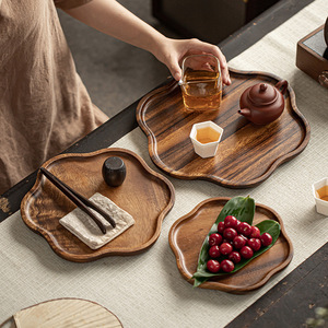 Plateau irrégulier en bois de noyer, plateau à thé et à collations en bois massif, plateau de service pour le thé de l'après-midi et le café - Product Image 3