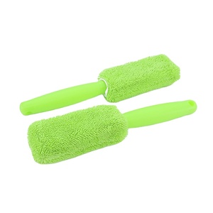 Brosse de lavage de pneu de nettoyage de détail automatique à long manche brosse de lavage de nettoyant de roue verte en microfibre - Product Image 1