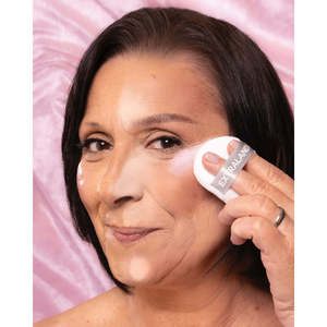 Extralandia lỏng bột bóng 03 mô hình 2013106003-1 Made Italy thiết Baking Touch-Up matte mịn tự nhiên kết thúc - Product Image 6