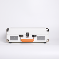 Tragbarer Plattenspieler im Koffer-Design mit Bluetooth-Eingang und RCA-Ausgang