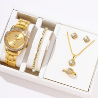 Ensemble de bijoux pour femme : Montre de sport dorée, montre en alliage à lunette en cristal, bracelet, pendentif, boucles d'oreilles et bague – Coffret cadeau pour femme