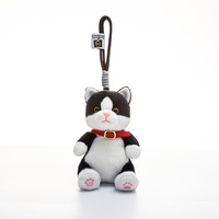 Porte-clés en peluche chat noir et blanc assis mignon, poupée chaton avec collier, breloque de sac à dos, jouet, cadeau, vente en gros, personnalisé