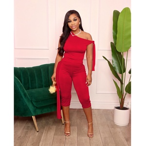 Mùa Hè Phụ Nữ Không Đối Xứng Cổ Áo Không Tay Crop Tops Slim Cao Eo <span class=keywords><strong>Capri</strong></span> Quần 2 Mảnh Thiết Lập Phụ Nữ Giản Dị Màu Rắn Phù Hợp Với - Product Image 3