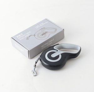 Hete Stijl Reflecterende Hondenriem Omwikkeld Met Zelfklevende Automatische Intrekbare Hondenketting Buitenbenodigdheden Hondenriem - Product Image 4