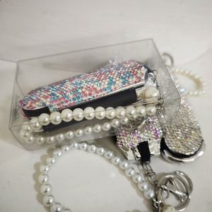 Mini Spazzola per Capelli 2 in 1 con Specchio, Spazzola con Strass alla Moda, Pettine Antistatico, Specchietto Tascabile da Viaggio - Product Image 3