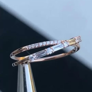 Anello F880 in oro rosa con diamanti taglio baguette, colore naturale G, gioielli di fidanzamento da donna - Product Image 3