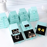 Boîte cadeau de luxe prête à être expédiée, mignonne, bleue, carrée, en papier gaufré, avec fermeture à tiroir coulissant pour pendentif et bracelet