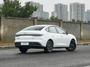 รถยนต์ไฟฟ้า BYD White Seal 05 DM-i ไฮบริด ซีดาน 5 ที่นั่ง รถใหม่ - Product Image 6