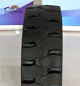 Neumático Sólido de Caucho Industrial de Alta Calidad 250-15 para Montacargas - Product Image 6
