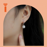 Boucles d'oreilles pendantes romantiques en moissanite, style halo délicat, en argent 925, pavé de moissanite, pour les soirées romantiques