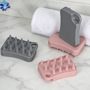 Cepillo de silicona para masaje del cuero cabelludo con cerdas suaves para el cuidado del cabello y la relajación - Product Image 1