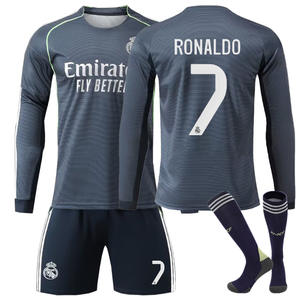 Für den Sommer 2025/26: Langarm-Fußballtrikot-Sets mit Ronaldo Nr. 7, Vinícius Nr. 10, Mbappé Nr. 5 - Product Image 2