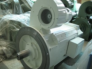 Motor Eléctrico de CC con Escobillas de Excitación Independiente de 70 kW, 80 kW, 90 kW, 100 kW, 200 kW, 440/220 V. - Product Image 5